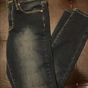 Mossimo  Size 6R high rise skinny Jean